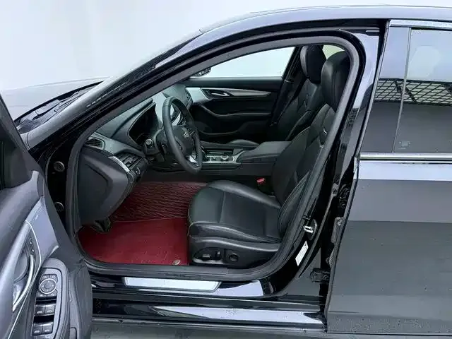 Cadillac CT5 — Фото автомобиля 9
