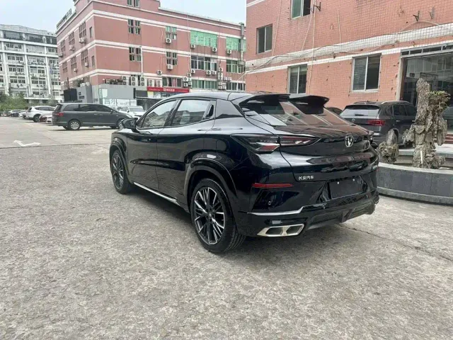 Changan UNI-T — Фото автомобиля 4