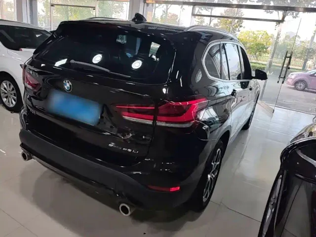 BMW X1 — Фото автомобиля 6