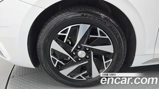 Hyundai Grandeur Grandeur (New) Hybrid — Фото автомобиля 4
