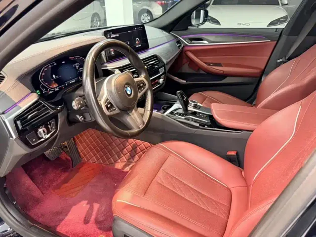 BMW 5 Series — Фото автомобиля 4