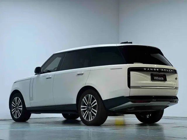 Land Rover Range Rover — Фото автомобиля 18