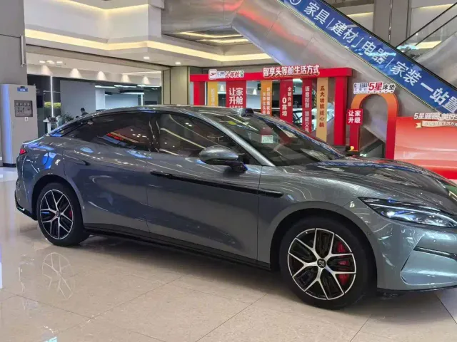 BYD Han L — Фото автомобиля 5