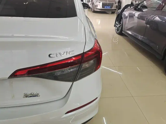 Honda Civic — Фото автомобиля 7