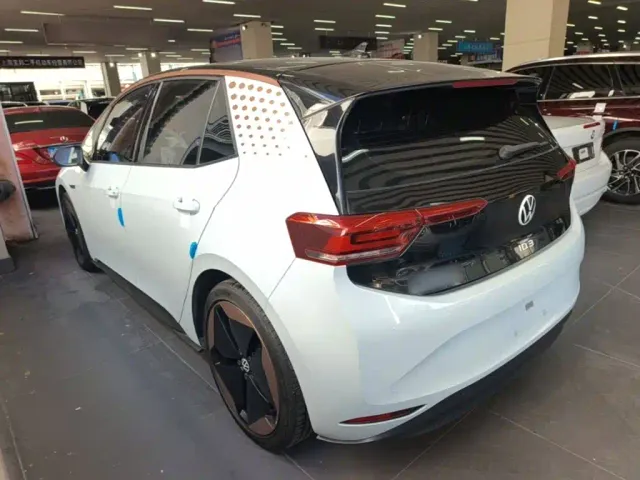 Volkswagen ID.3 — Фото автомобиля 22