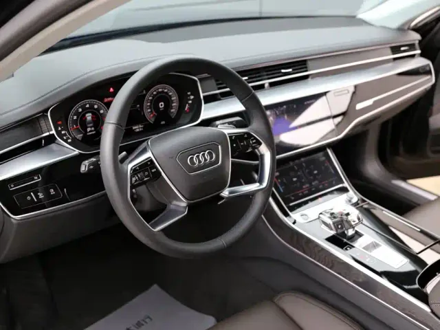 Audi A8 — Фото автомобиля 13