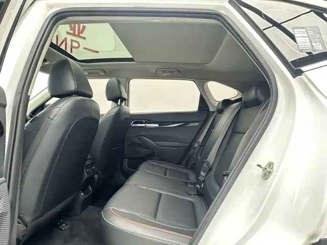 Kia Seltos — Фото автомобиля 5