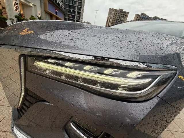 Hongqi H5 — Фото автомобиля 7