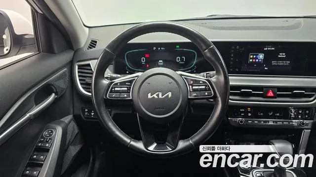 Kia Seltos New — Фото автомобиля 19