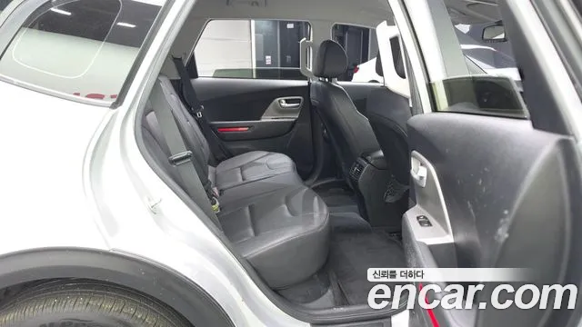 Kia Niro — Фото автомобиля 18