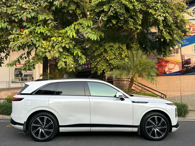 Xpeng G9 — Фото автомобиля 4