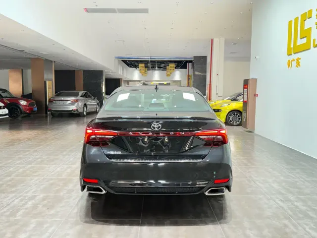 Toyota Avalon — Фото автомобиля 4