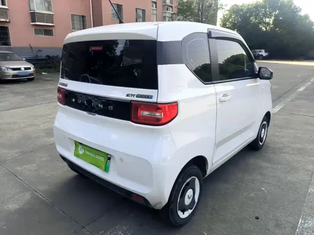 Wuling Hongguang Mini EV — Фото автомобиля 6