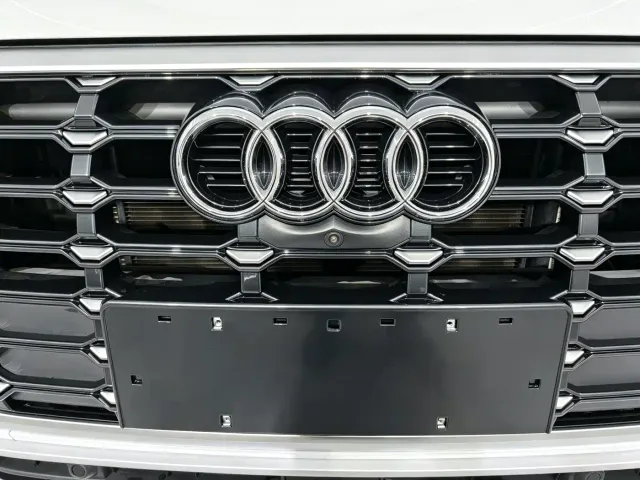 Audi Q3 — Фото автомобиля 7