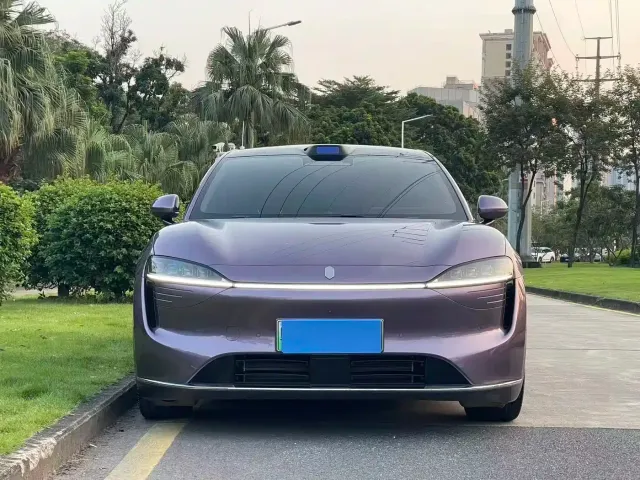 Luxeed R7 — Фото автомобиля 2