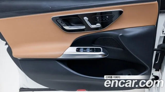 Mercedes-Benz E-Class W214 — Фото автомобиля 15