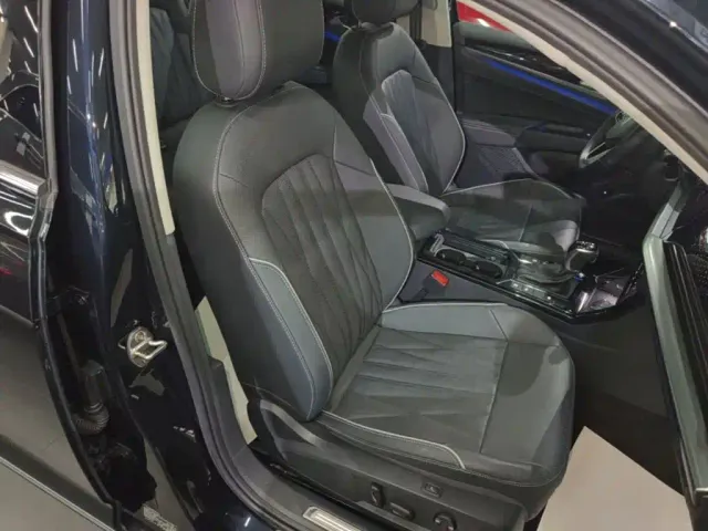 Volkswagen Passat — Фото автомобиля 24