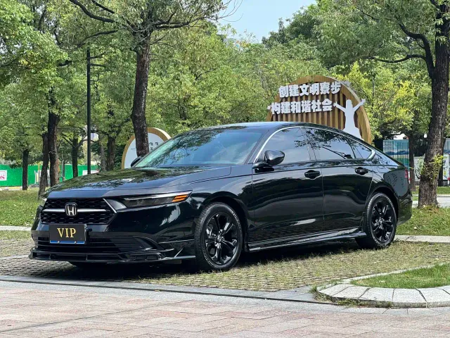 Фотография автомобиля — Honda Accord