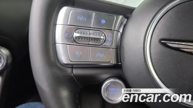 Genesis GV60 — Фото автомобиля 15
