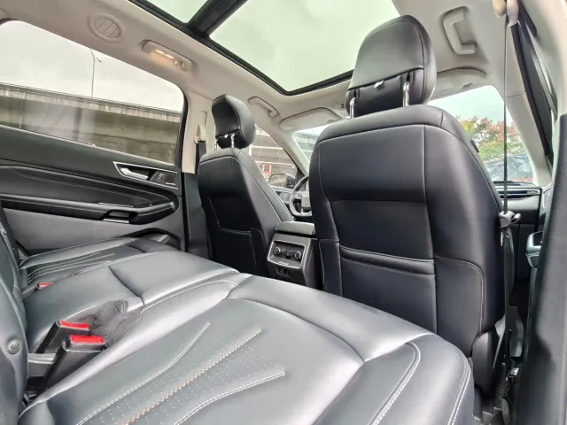 Ford Edge — Фото автомобиля 5