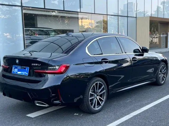 BMW 3 Series — Фото автомобиля 7