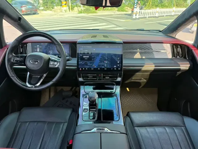 GAC Trumpchi M8 — Фото автомобиля 6