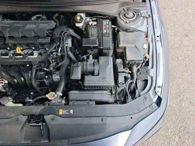 Hyundai Elantra — Фото автомобиля 21
