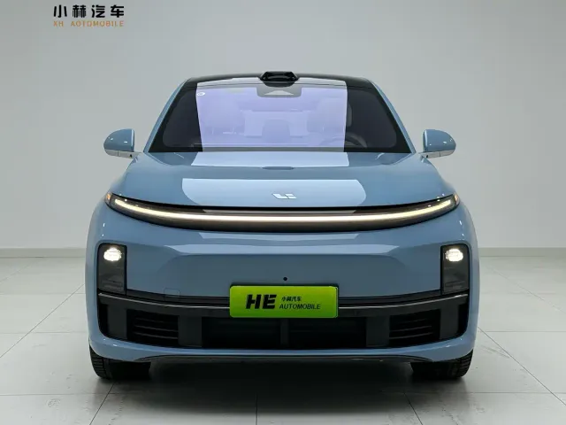 Li Auto L7 — Фото автомобиля 2