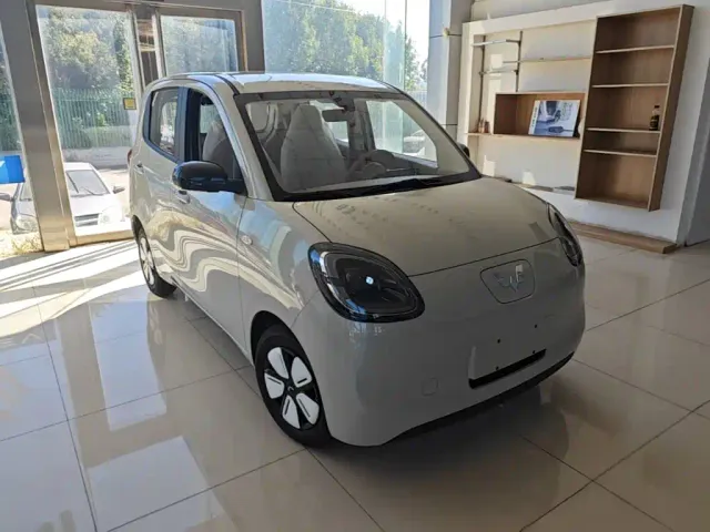 Wuling Hongguang Mini EV — Фото автомобиля 3