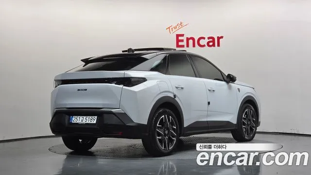 Peugeot 3008 2nd Gen — Фото автомобиля 2