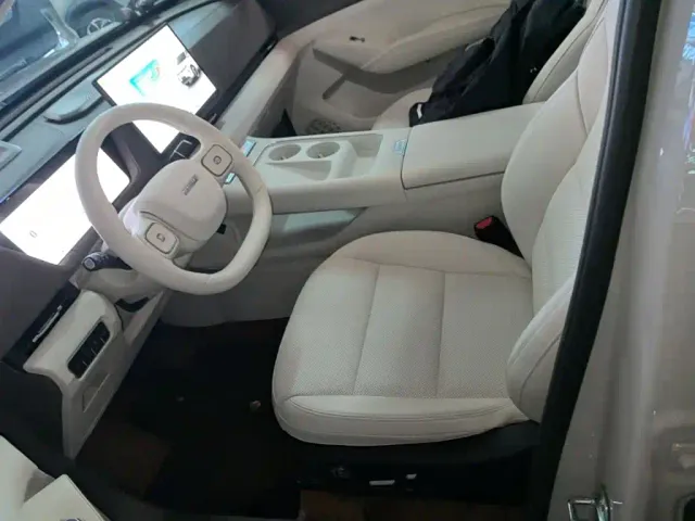 Haval Xiaolong MAX — Фото автомобиля 14