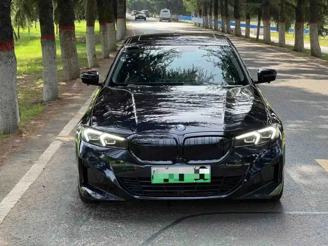 BMW i3 — Фото автомобиля 2