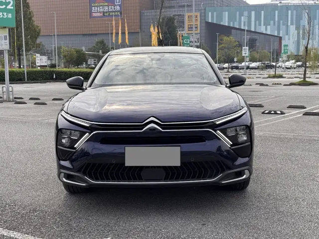 Citroen C5 X — Фото автомобиля 2
