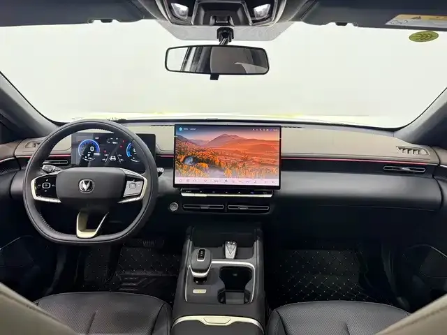 Changan Eado — Фото автомобиля 4