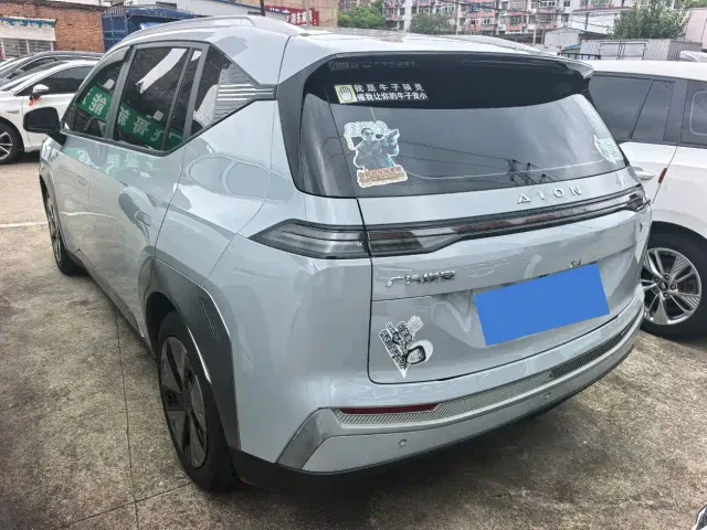 GAC Aion Y — Фото автомобиля 6
