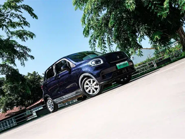 Leapmotor T03 — Фото автомобиля 4