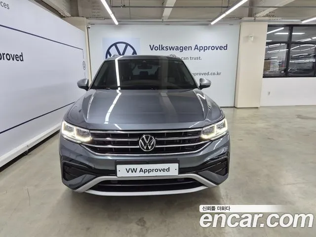 Volkswagen Tiguan — Фото автомобиля 3