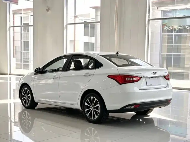 Chery Arrizo 5 — Фото автомобиля 9