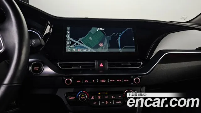 Kia Niro Niro Plus Air — Фото автомобиля 13