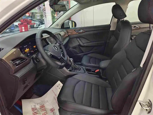 Volkswagen Tharu — Фото автомобиля 4