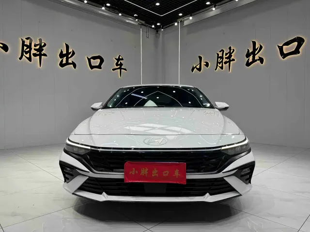 Hyundai Elantra — Фото автомобиля 2