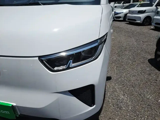 Wuling Yangguang — Фото автомобиля 23