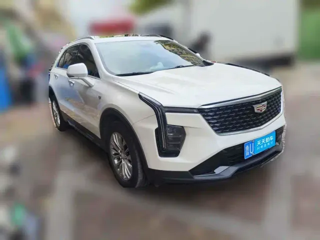 Cadillac XT4 — Фото автомобиля 3