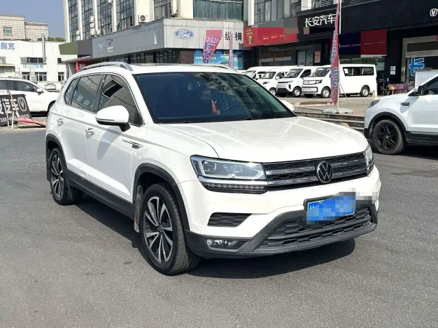 Volkswagen Tharu — Фото автомобиля 5