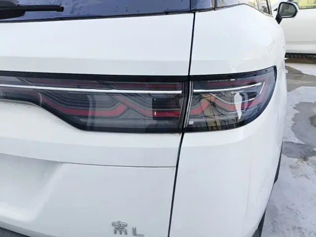 BYD Song L DM-i — Фото автомобиля 7