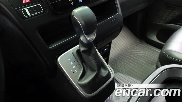 Hyundai Staria Staria Карго 5 мест — Фото автомобиля 9