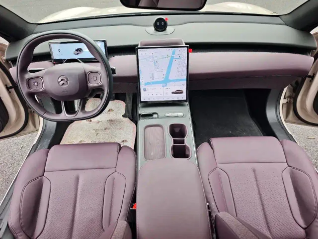 Nio ET5 Touring — Фото автомобиля 8