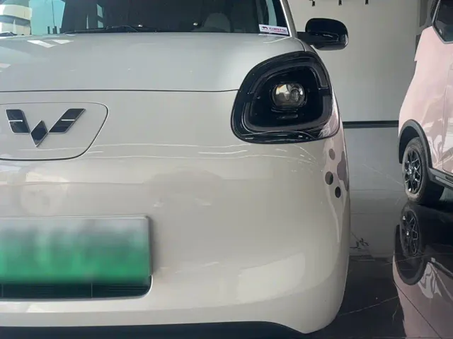 Wuling Hongguang Mini EV — Фото автомобиля 2