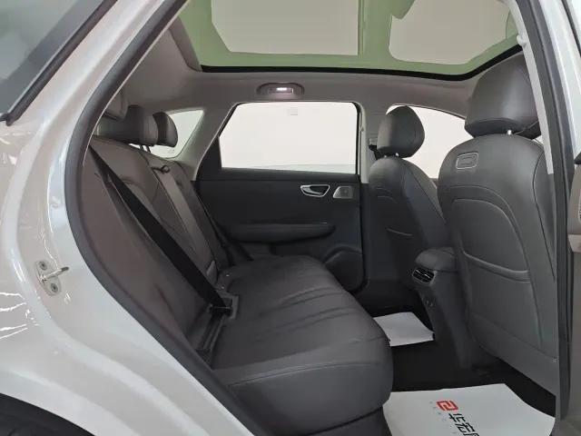 Shangjie SUV — Фото автомобиля 9