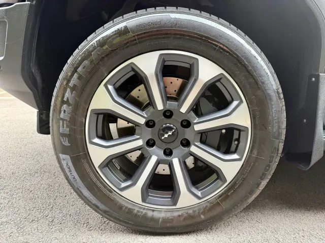 BYD FangChengBao Leopard 5 — Фото автомобиля 12
